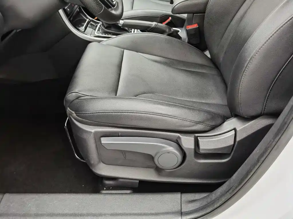 Haval H2 2015 — фото 20
