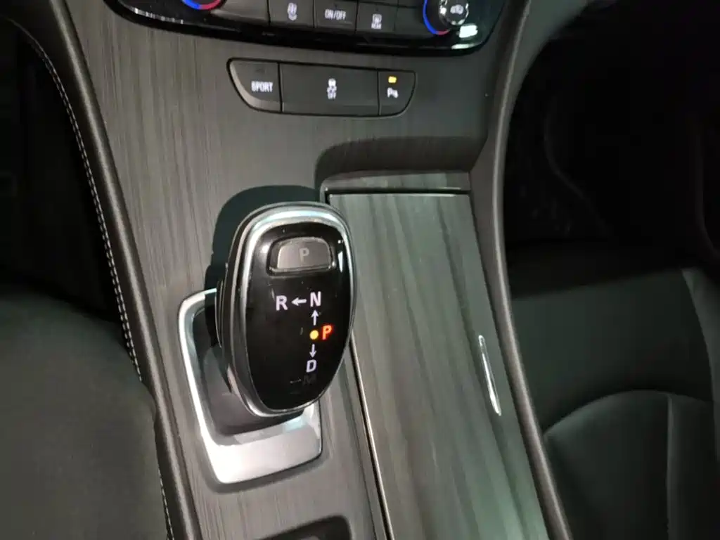 Buick LaCrosse 2020 — фото 14