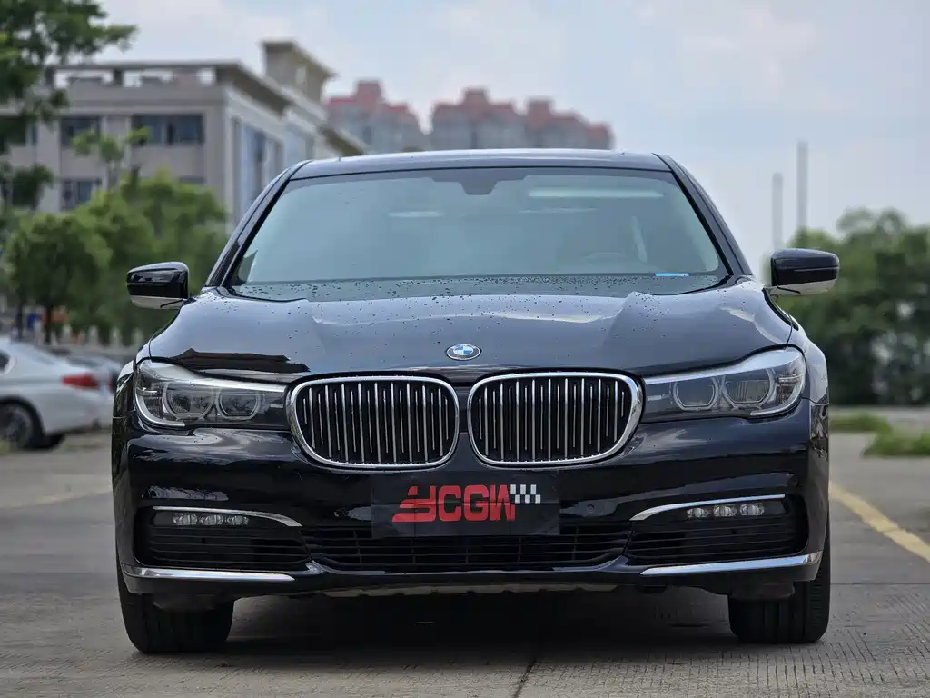 BMW 7 Series 2016 — фото 2