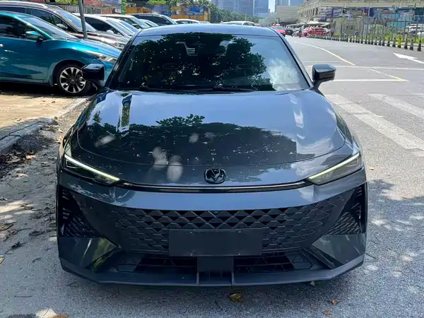 Changan UNI-V 2024