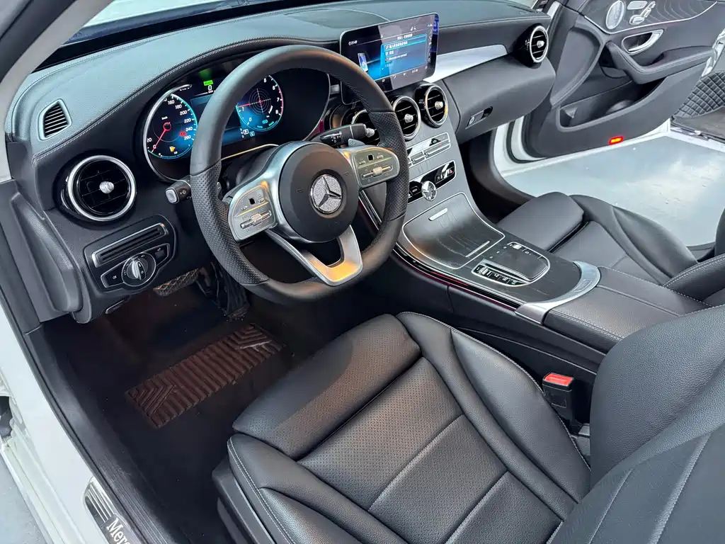 Mercedes-Benz C-Class 2021