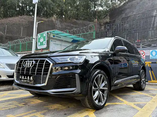 Audi Q7 2023