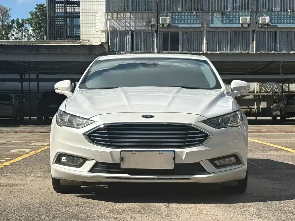 Ford Mondeo 2017 — фото 2