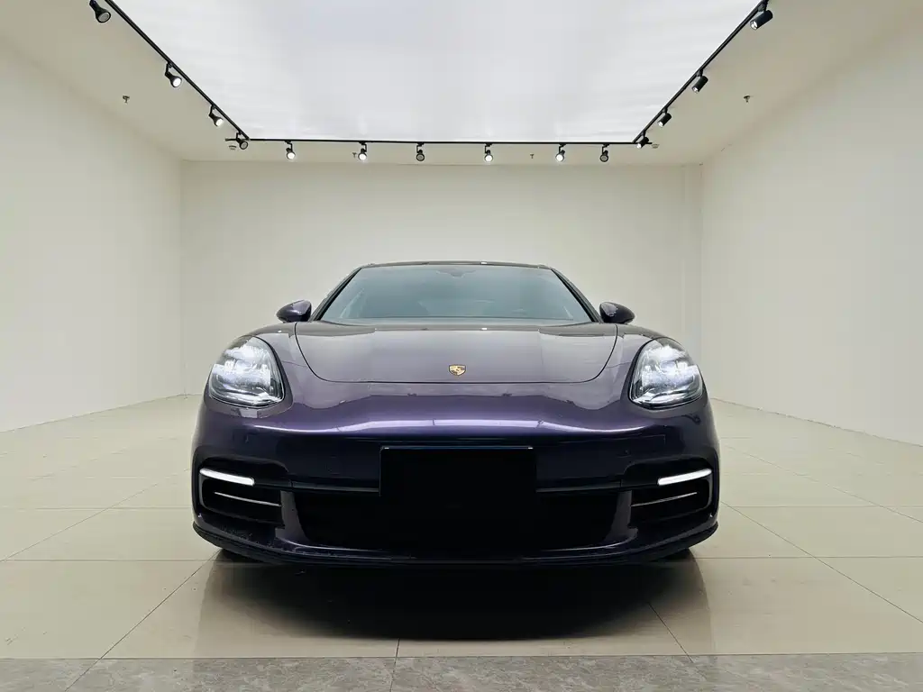 Porsche Panamera 2018 — фото 2