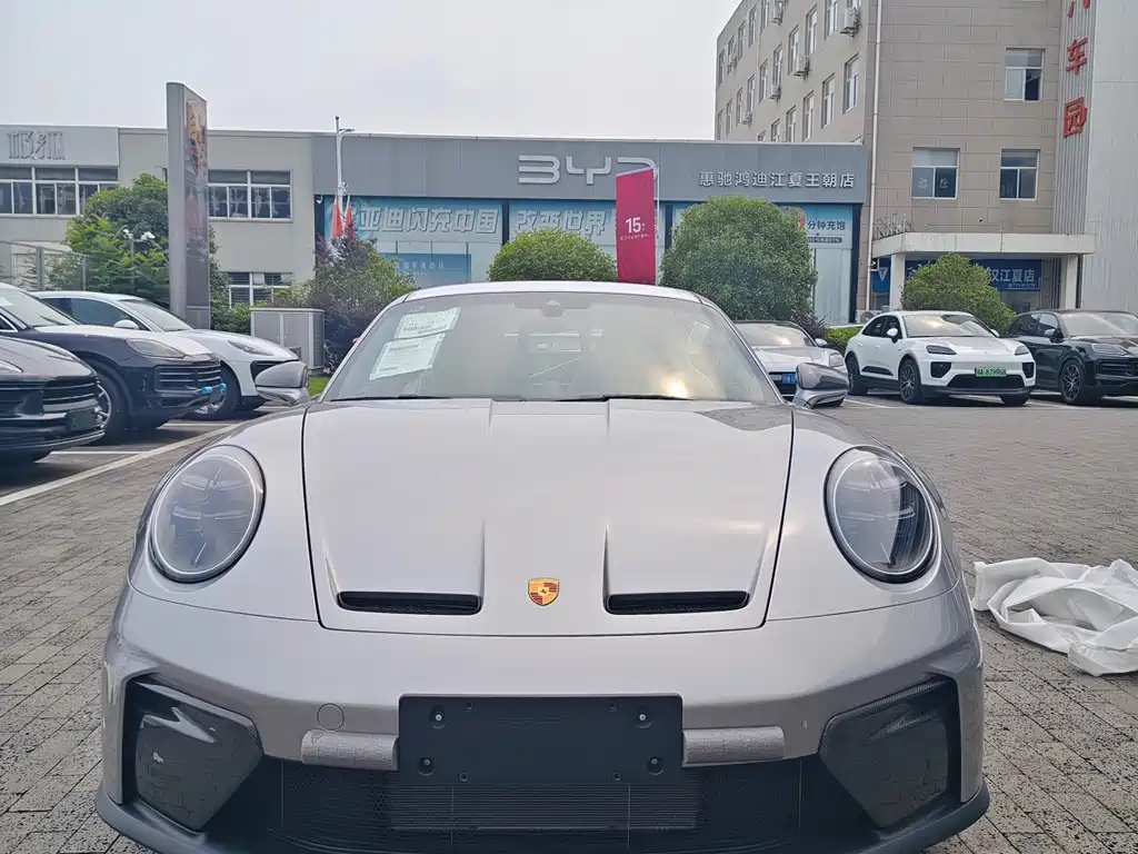 Porsche 911