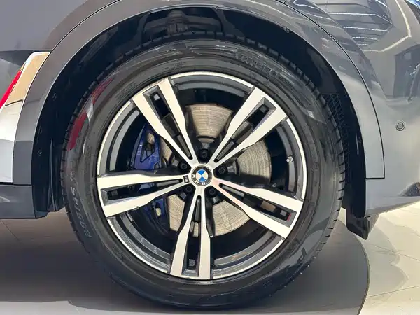 BMW X7 2020