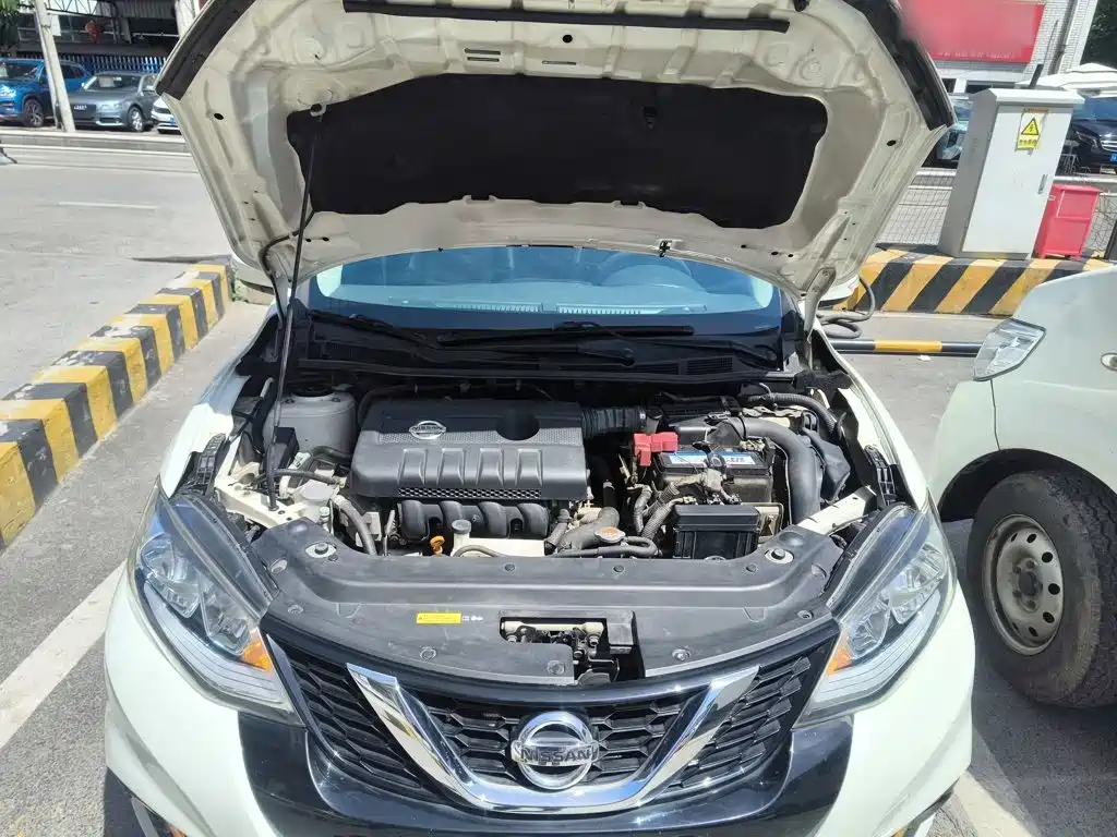Nissan Tiida 2016 — фото 16