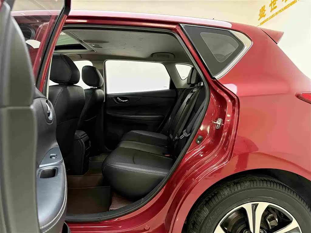 Nissan Tiida 2020