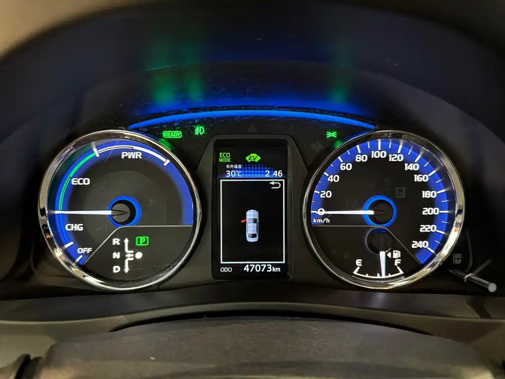 Toyota Corolla Hybrid 2022 — фото 11
