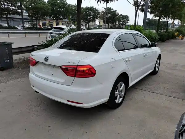 Volkswagen Lavida 2016