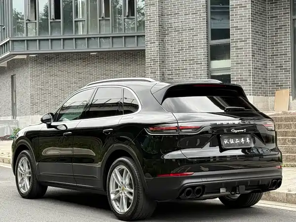 Porsche Cayenne 2019