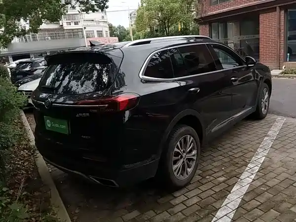 Buick Envision Plus 2024