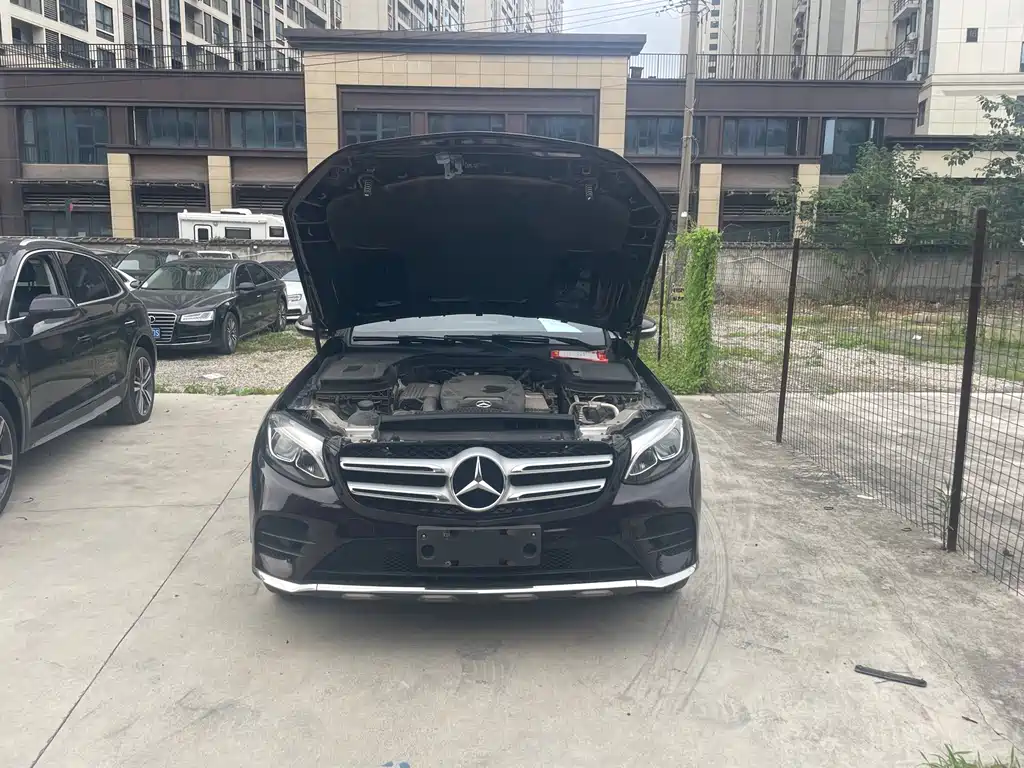 Mercedes-Benz GLC 2018 — фото 25