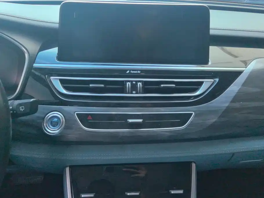 Changan CS75 New Energy 2019 — фото 13