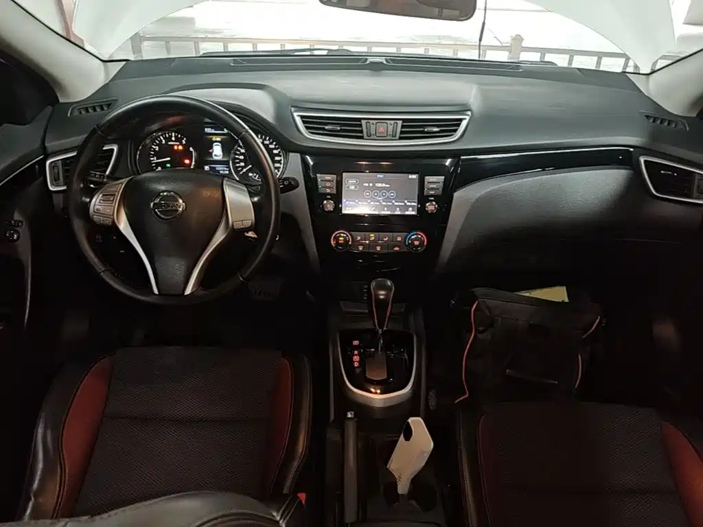 Nissan Qashqai 2017 — фото 10