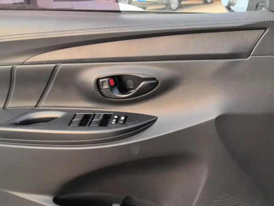 Toyota Yaris L 2019