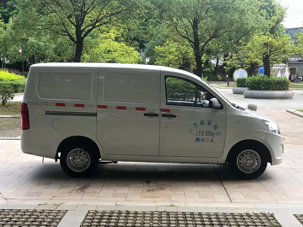 Wuling Rongguang V 2019 — фото 10