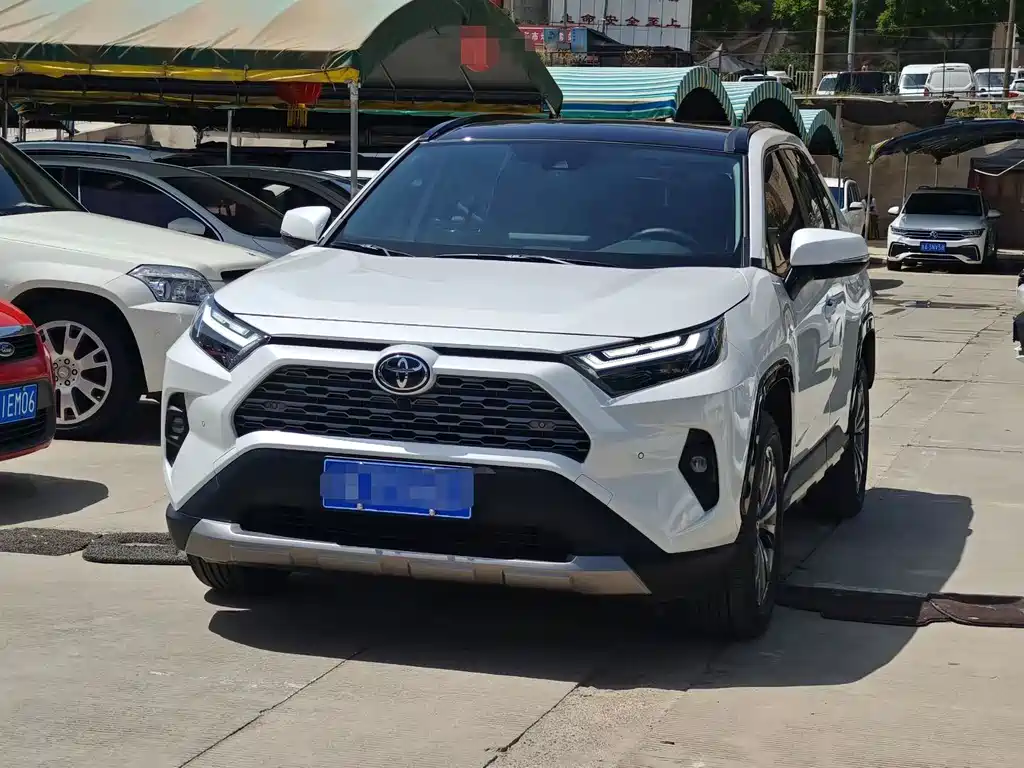 Toyota RAV4 2025