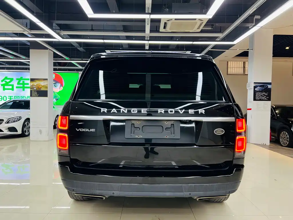 Land Rover Range Rover 2019 — фото 20