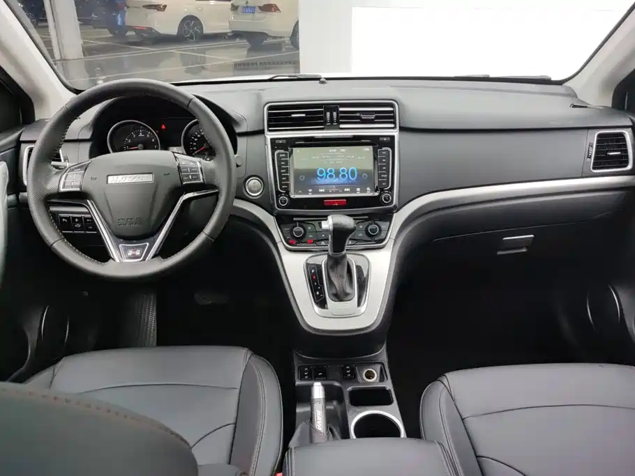 Haval H6 2017 — фото 12