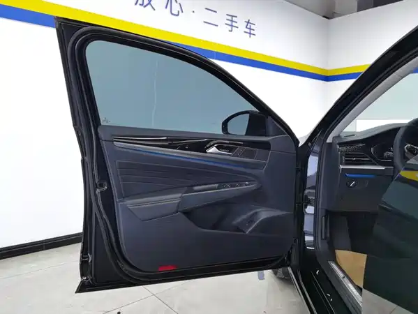 Volkswagen Passat 2024