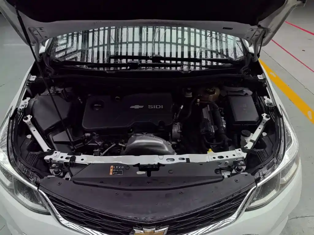 Chevrolet Cruze 2017 — фото 20
