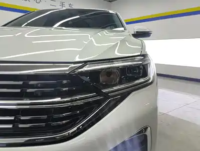 Volkswagen Sagitar 2024