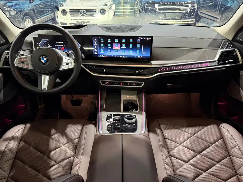 BMW X5 2025 — фото 11