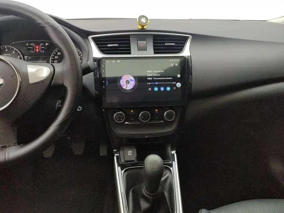 Nissan Sylphy 2018 — фото 13