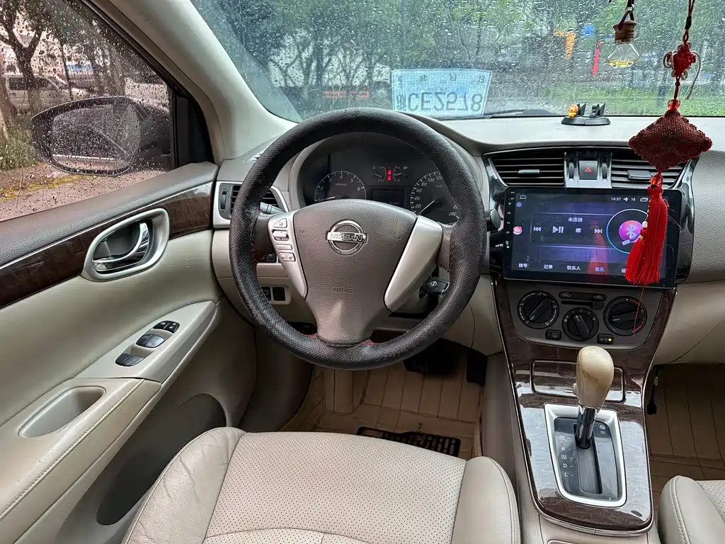 Nissan Sylphy 2013 — фото 12