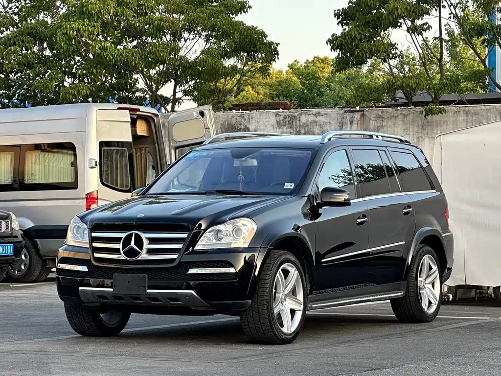 Mercedes-Benz GL-Class 2011 — фото 1
