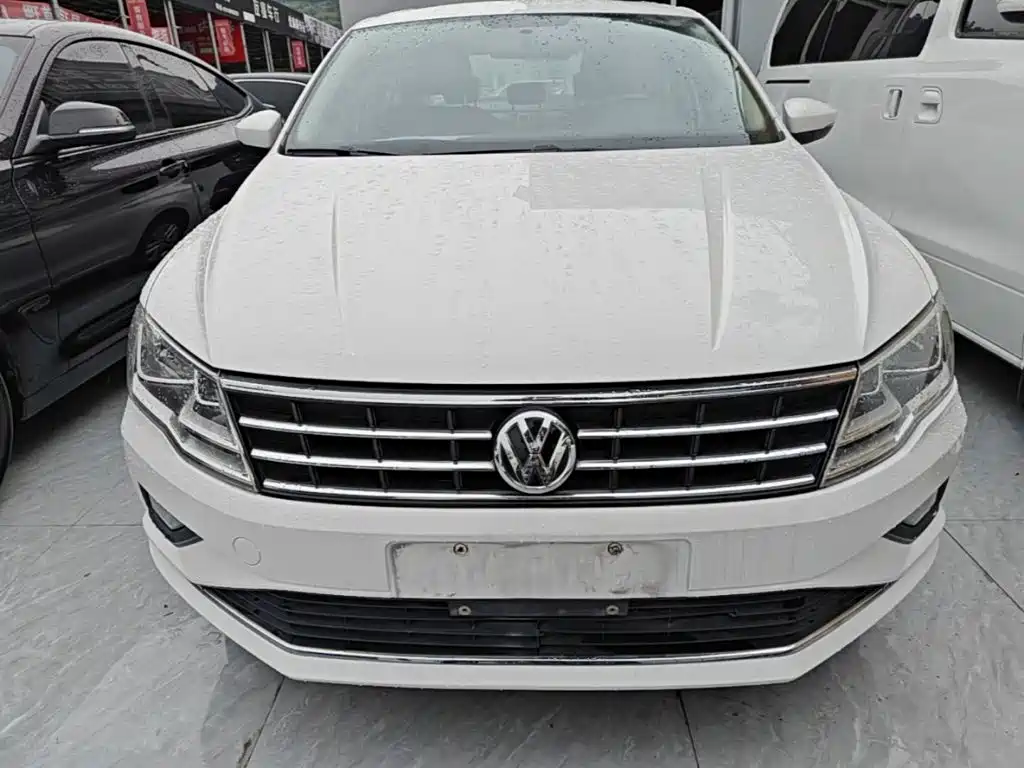 Volkswagen Jetta 2017 — фото 3
