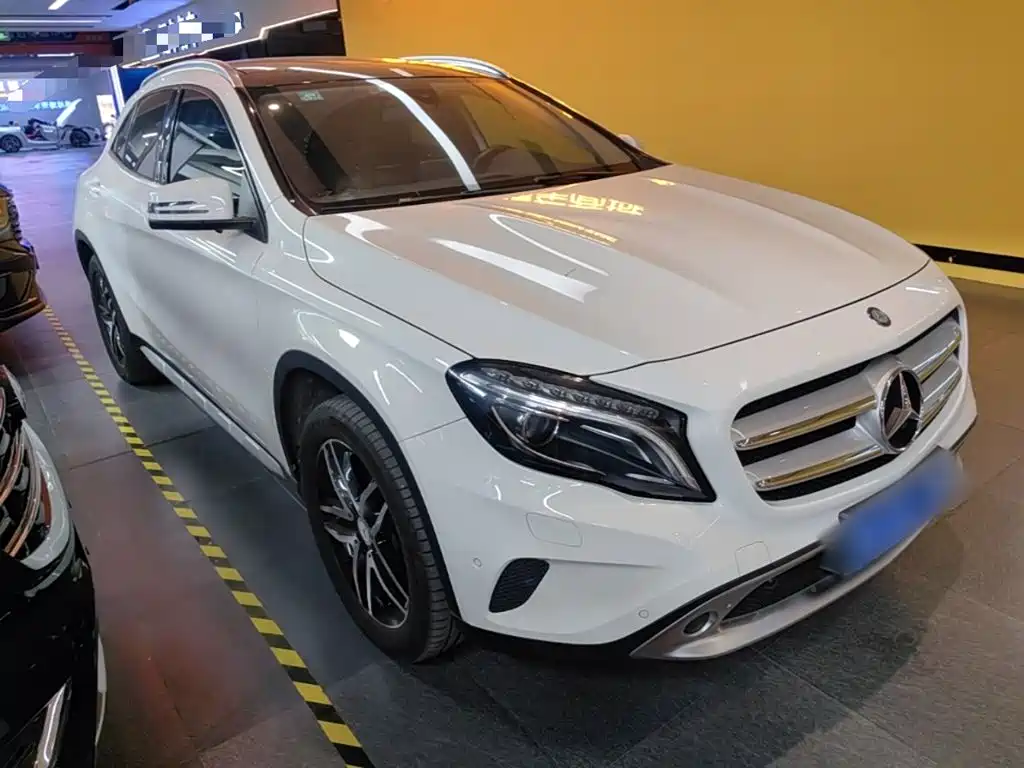 Mercedes-Benz GLA 2017