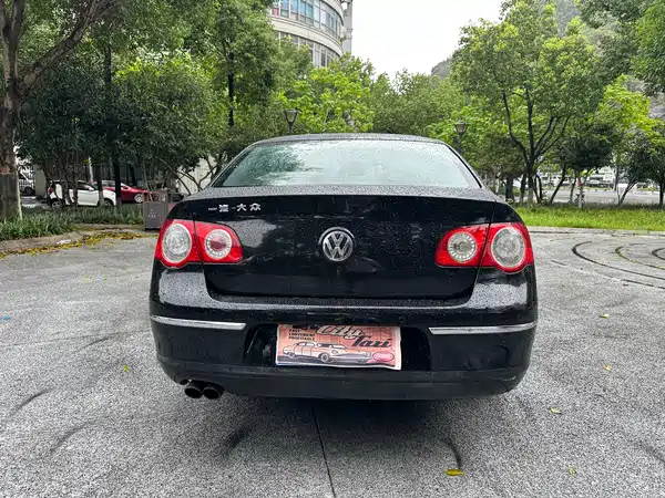 Volkswagen Magotan 2011