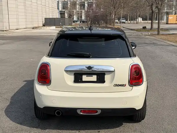 MINI 2016