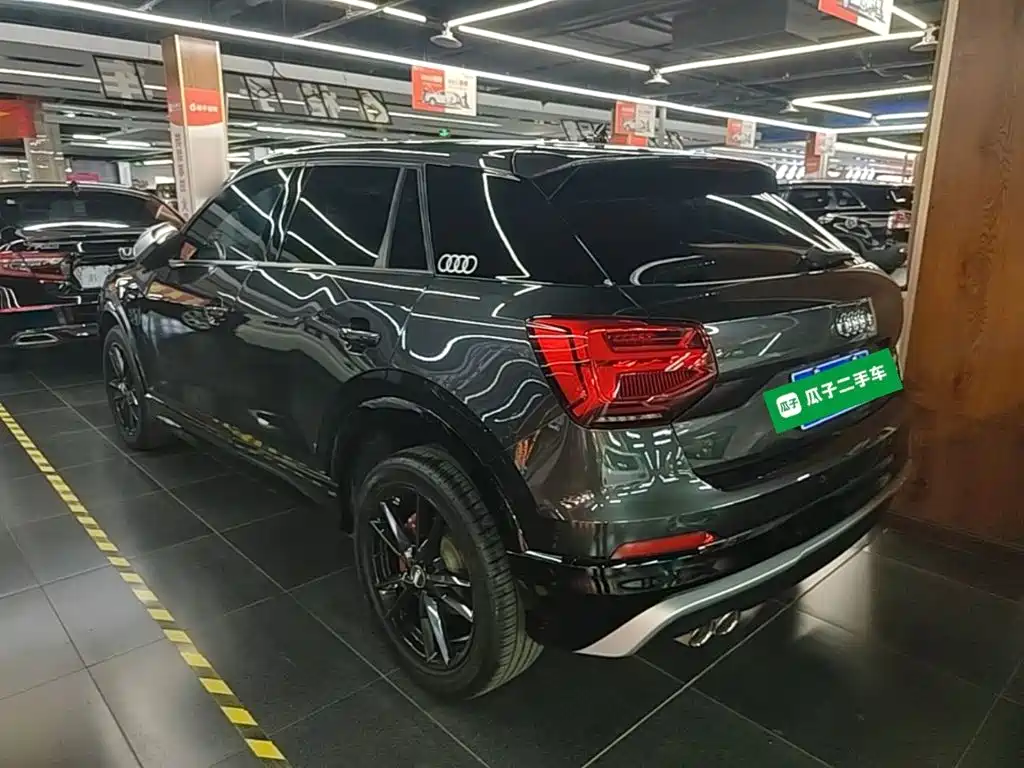 Audi Q2L 2020