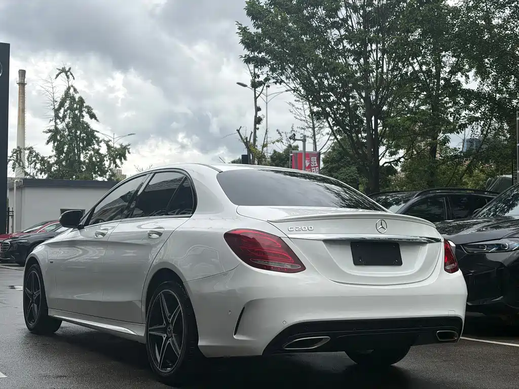 Mercedes-Benz C-Class 2017