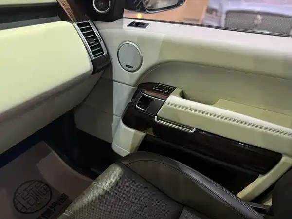 Land Rover Range Rover 2015