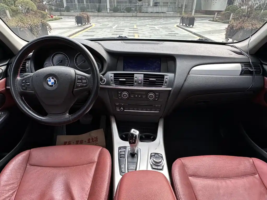 BMW X3 2014 — фото 9