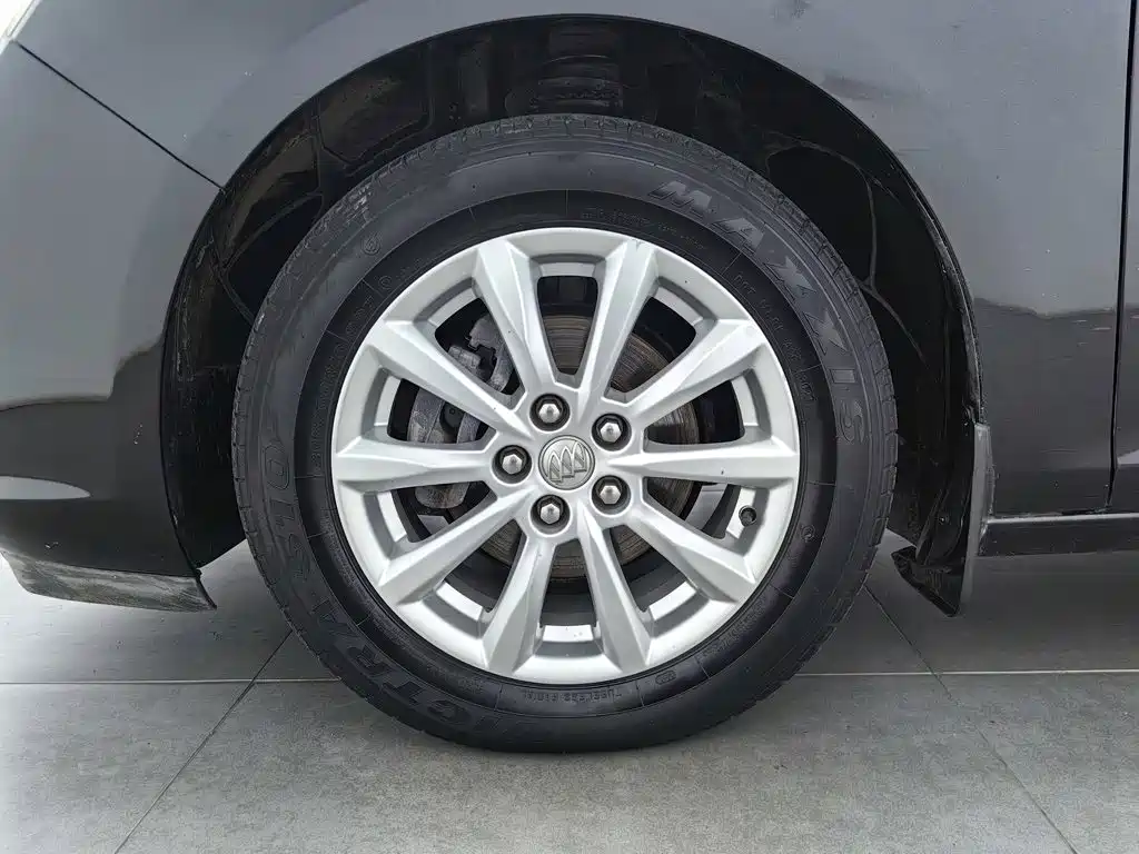 Buick Excelle GT 2015 — фото 17