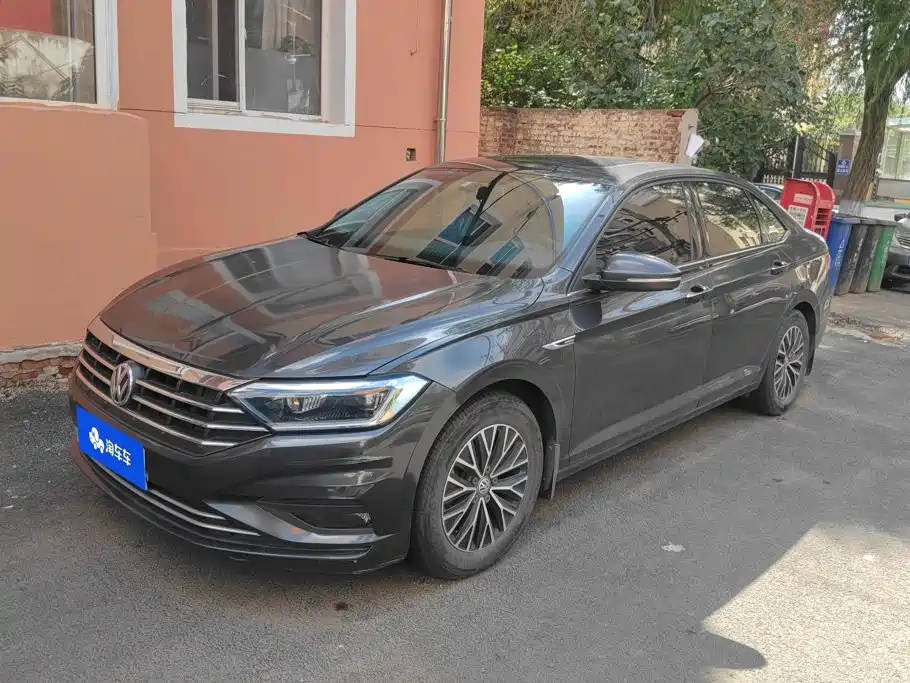 Volkswagen Sagitar 2020