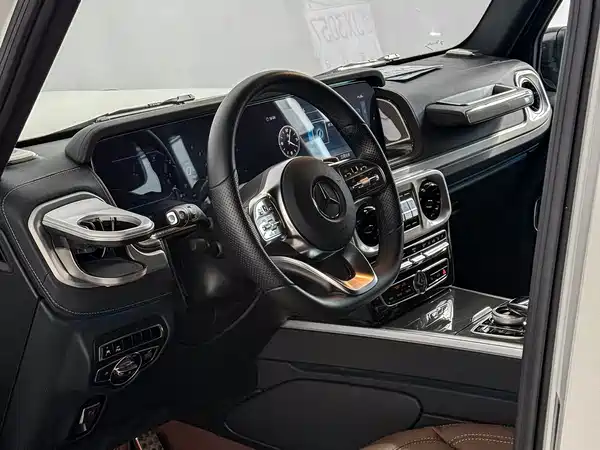 Mercedes-Benz G-Class 2023