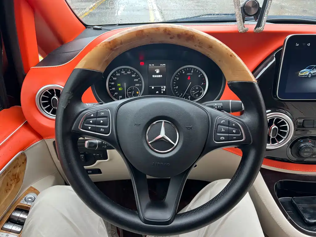 Mercedes-Benz Vito 2021