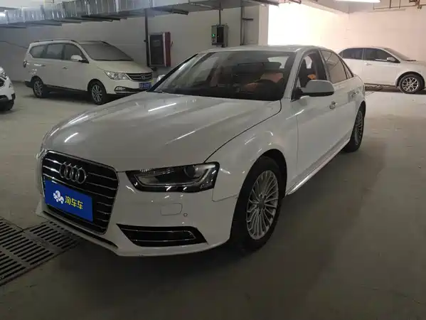 Audi A4L 2016