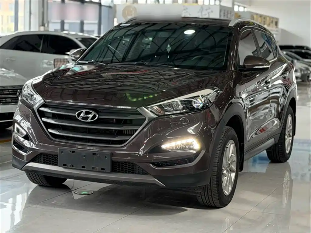 Hyundai Tucson 2016 — фото 1