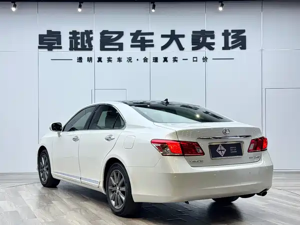 Lexus ES 2010