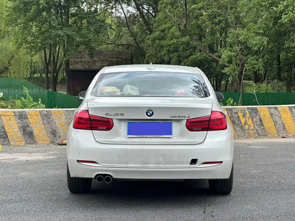BMW 3 Series 2017