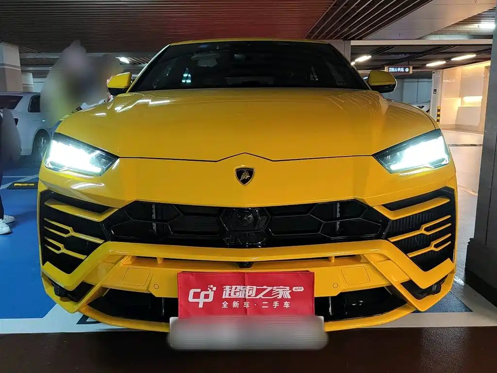 Lamborghini Urus 2022 — фото 2