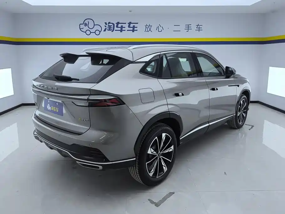 Roewe RX5 New Energy 2026 — фото 3