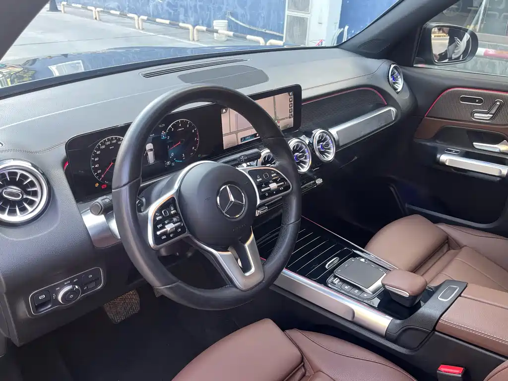 Mercedes-Benz GLB 2023 — фото 12